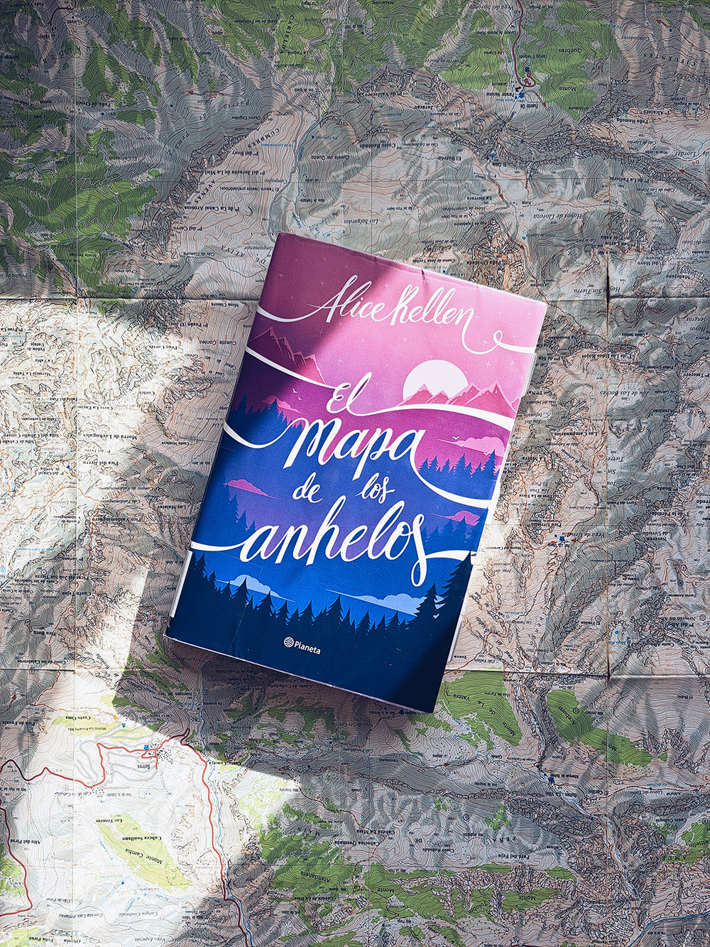 Portada del libro «El mapa de los anhelos», de Alice Kellen